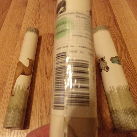 African Safari Animals Tiger Elephant Giraffe Green Grass Cream Wallpaper Border - Picture 5 of 15